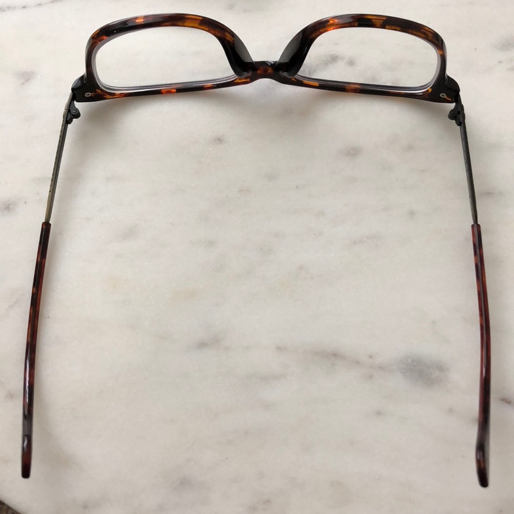 Tortoise pattern glasses - Picture 3 of 5